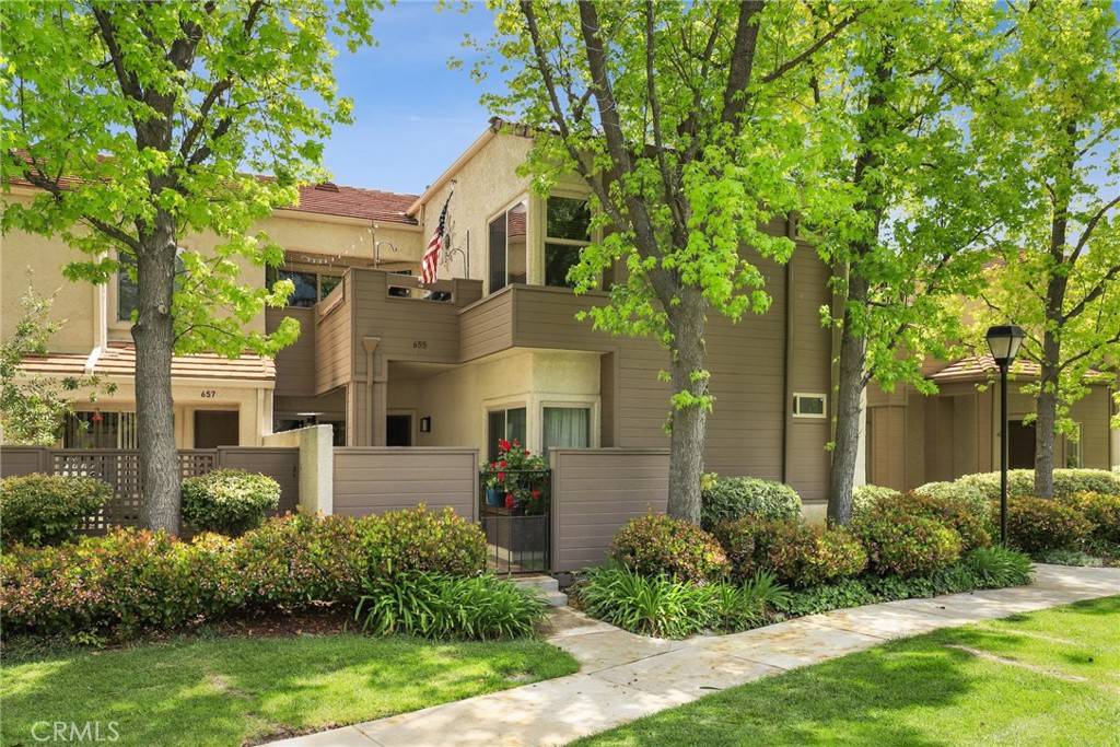 Thousand Oaks, CA 91362,655 Via Colinas