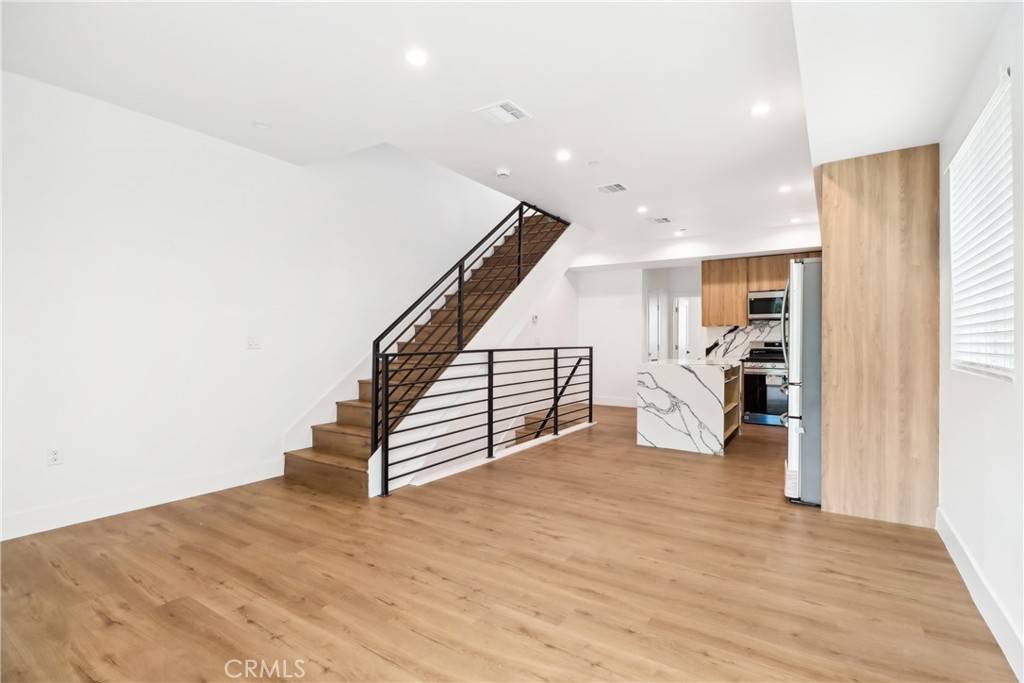 Los Angeles, CA 90019,4514 St Elmo DR #1/2