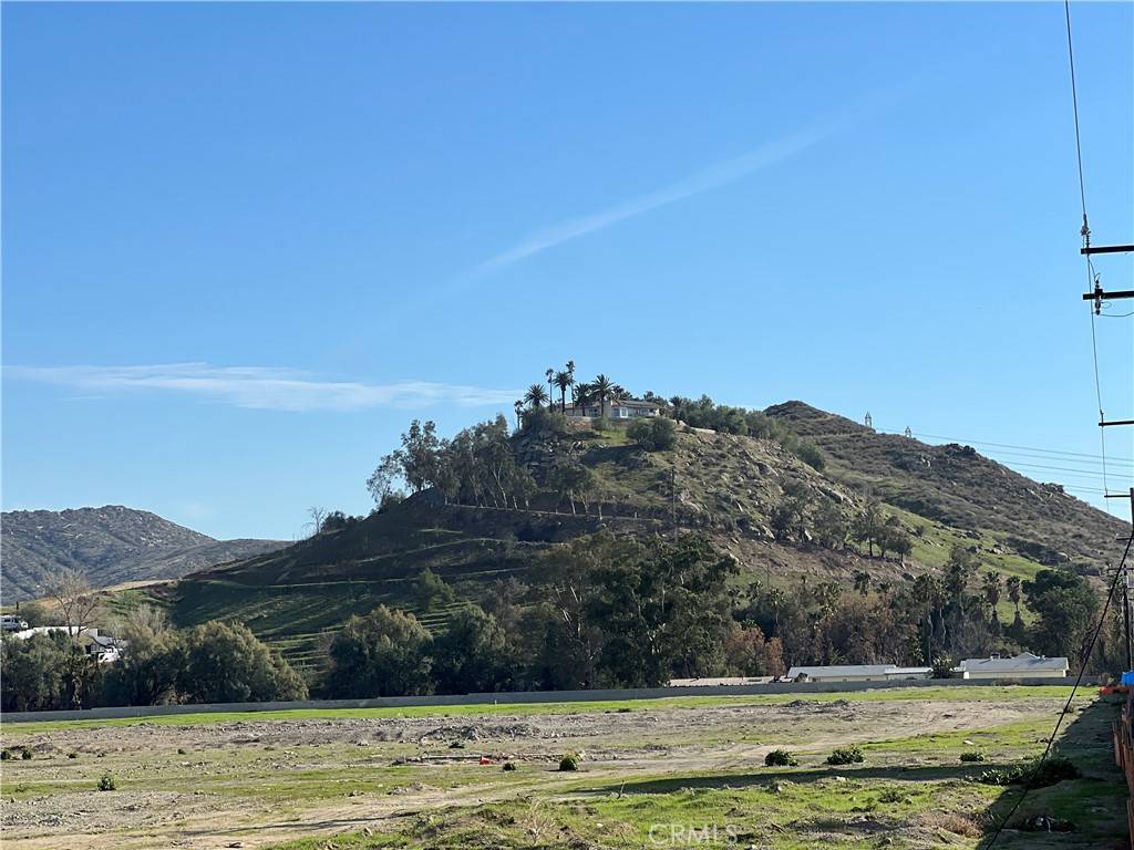 Bloomington, CA 92316,11251 Laurel AVE