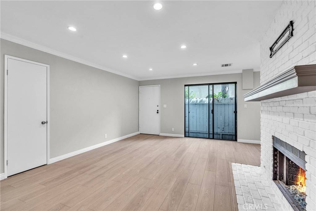 Sun Valley, CA 91352,8641 Glenoaks BLVD #107
