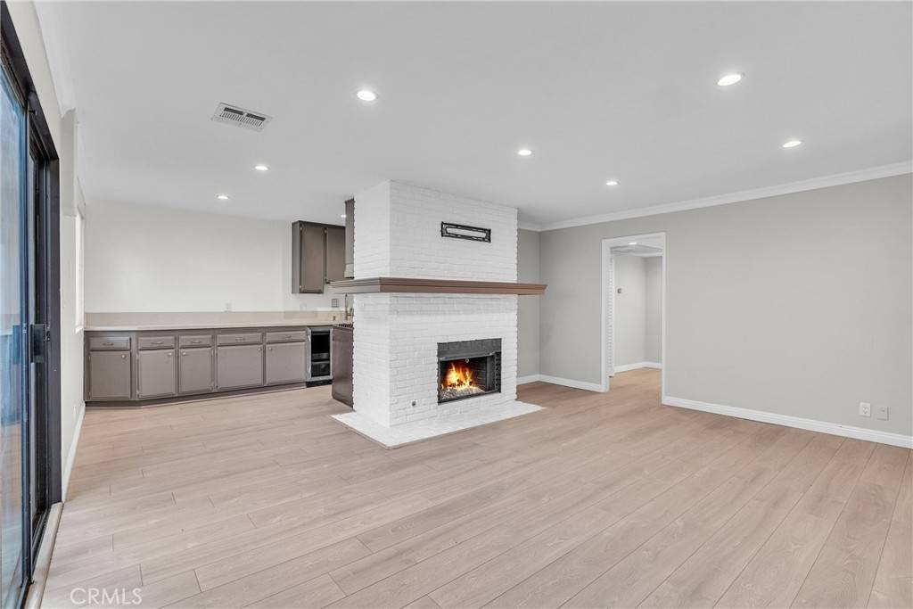 Sun Valley, CA 91352,8641 Glenoaks BLVD #107