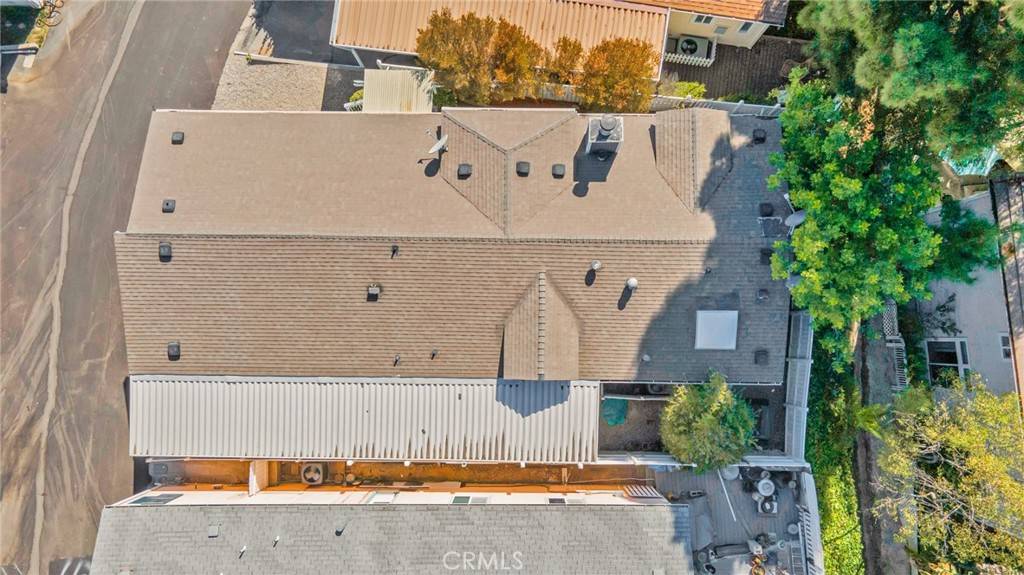 Topanga, CA 90290,1169 Aztec