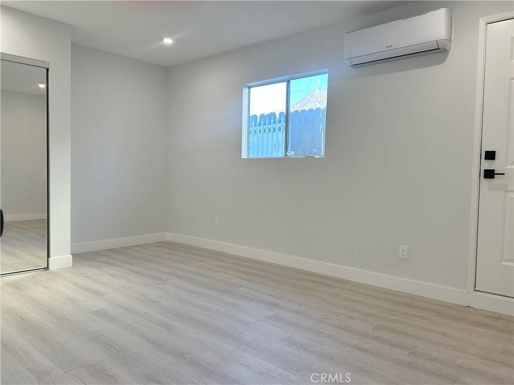 Tujunga, CA 91042,10562 Mt Gleason AVE