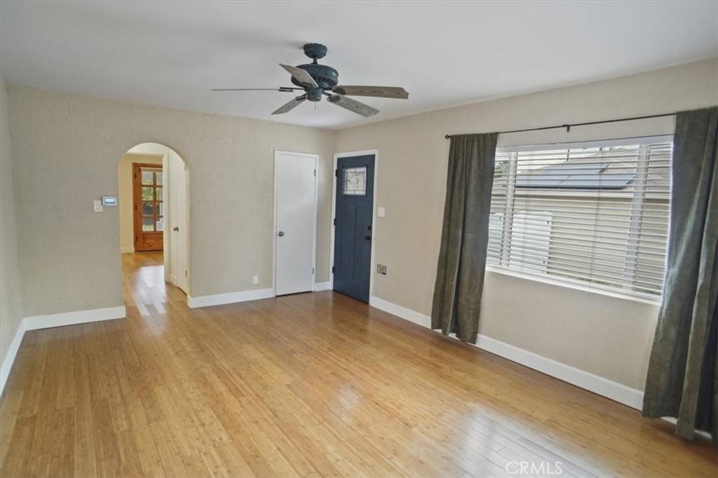 Reseda, CA 91335,19039 Vanowen ST
