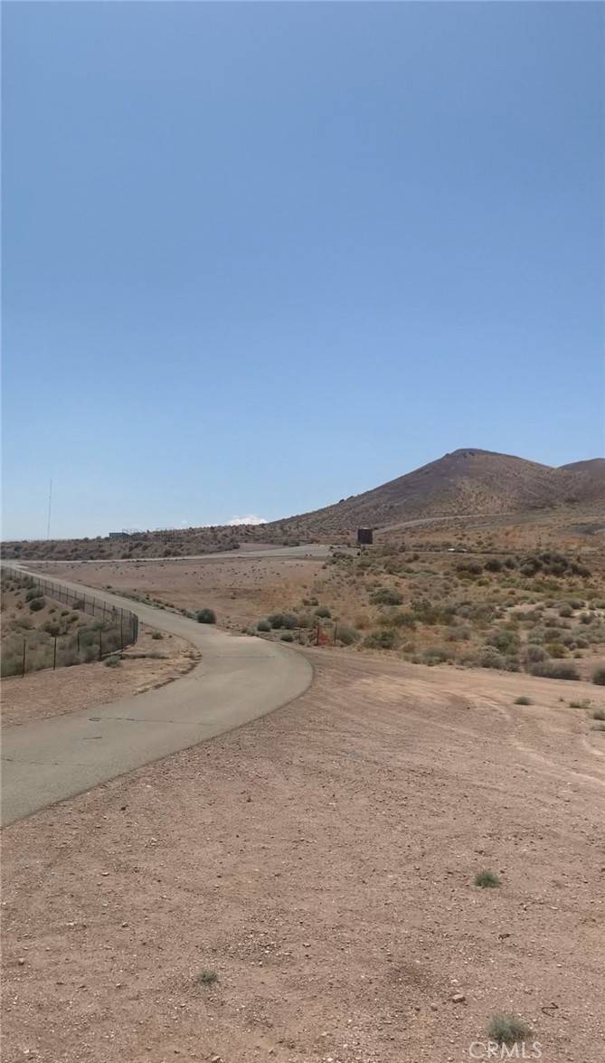 Rosamond, CA 93560,0 72nd St W
