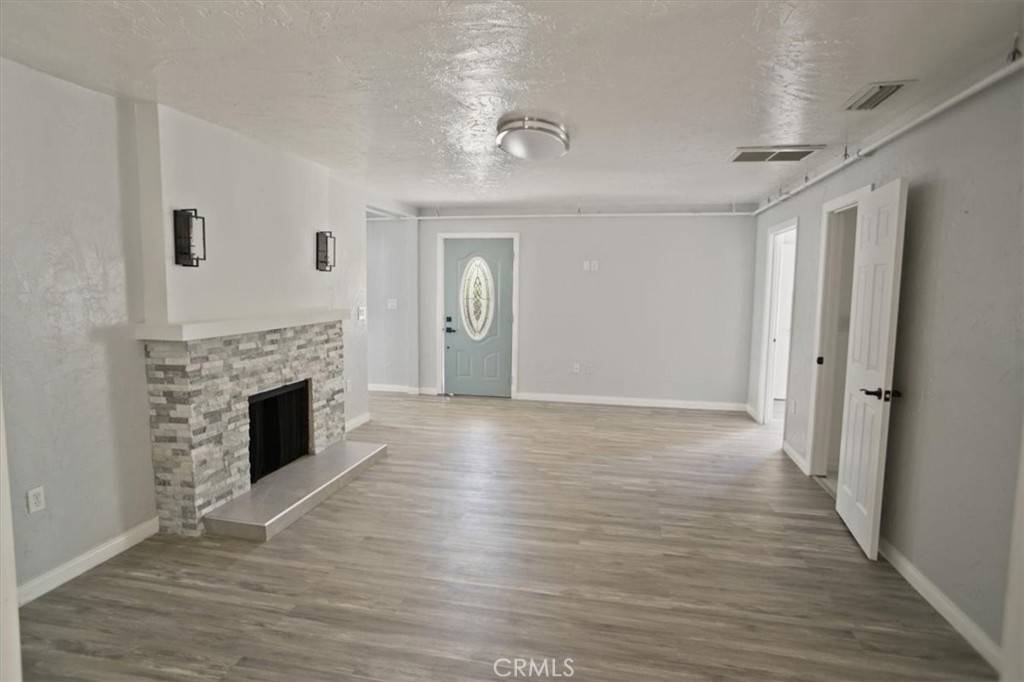 Sun Valley, CA 91352,10109 La Tuna Canyon RD