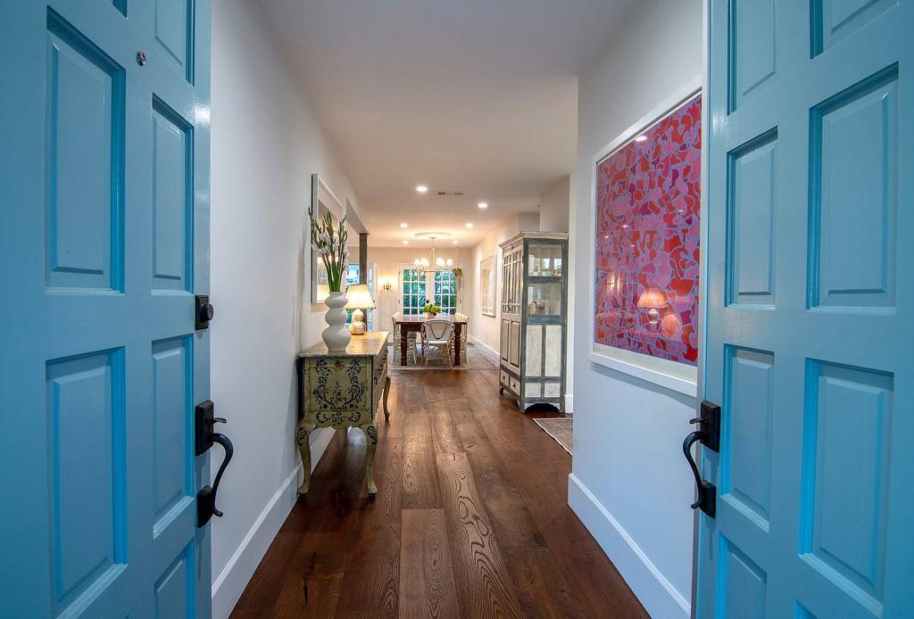 Studio City, CA 91604,4001 Coldwater Canyon AVE