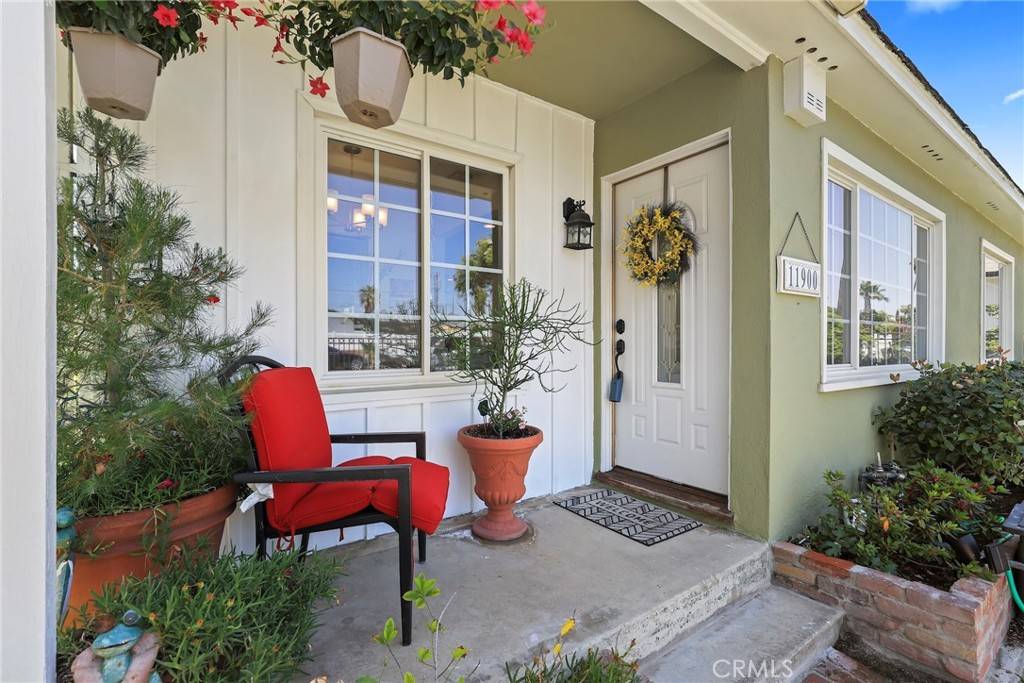 North Hollywood, CA 91605,11900 Covello ST