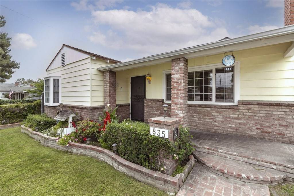 Burbank, CA 91506,835 N Lincoln ST