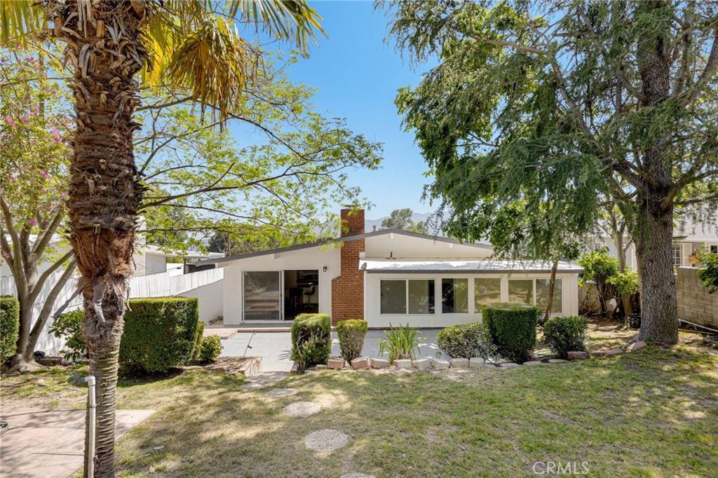 La Crescenta, CA 91214,3117 Harmony PL