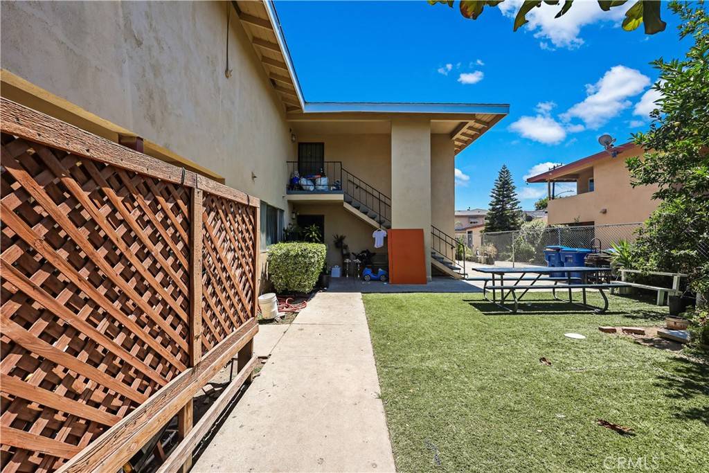 Pomona, CA 91766,2418 Angela ST