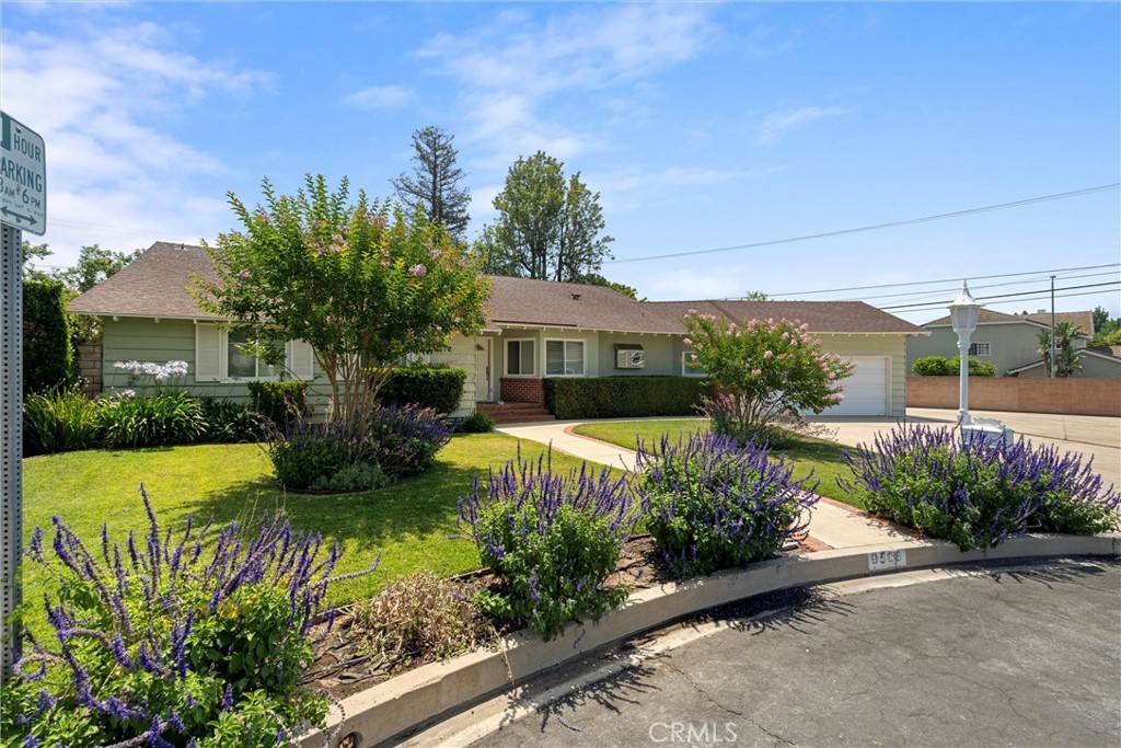 Northridge, CA 91325,9508 Jellico AVE