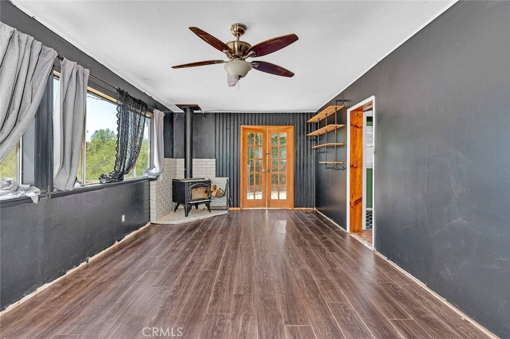 Mariposa, CA 95338,4162 Sullivan RD