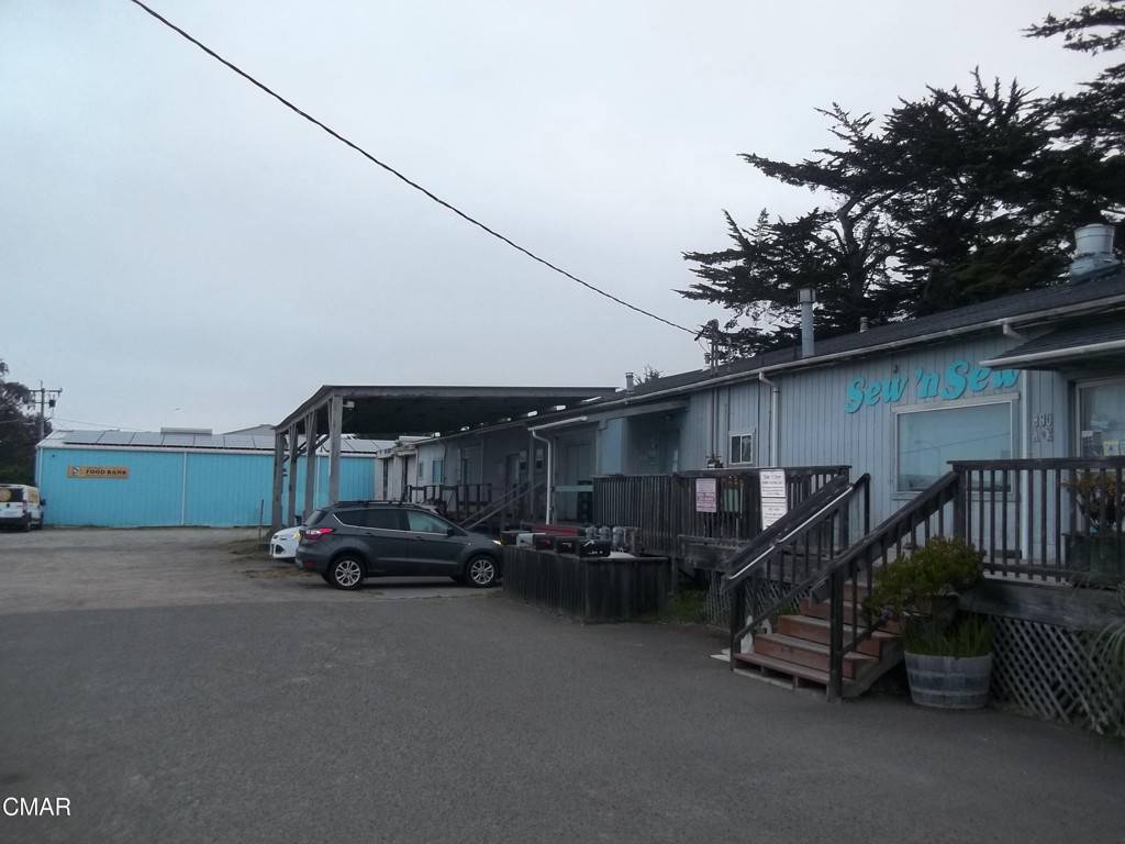 Fort Bragg, CA 95437,890 900 N Franklin ST