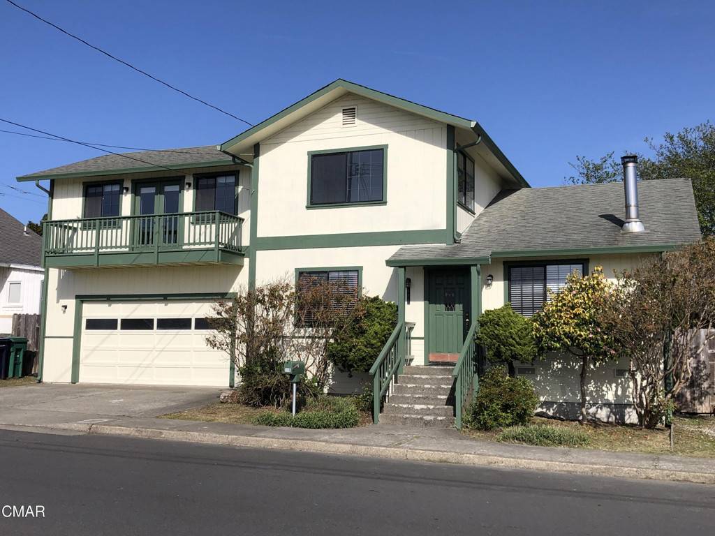 Fort Bragg, CA 95437,116 Spring ST