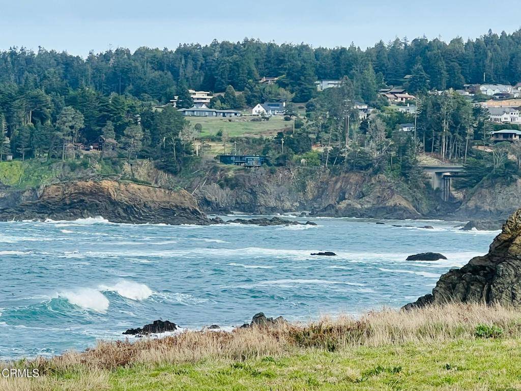 Mendocino, CA 95460,44831 Baywood DR