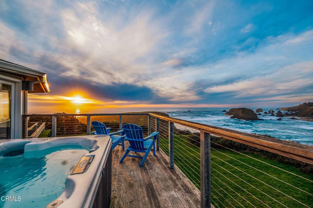 Fort Bragg, CA 95437,30290 N Highway 1