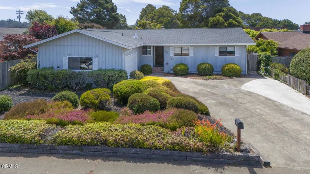 Fort Bragg, CA 95437,300 Penitenti WAY