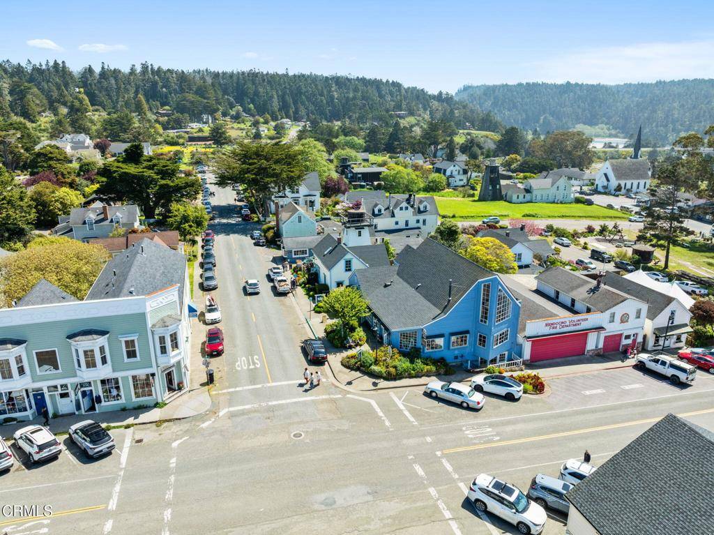 Mendocino, CA 95460,10481 Lansing ST