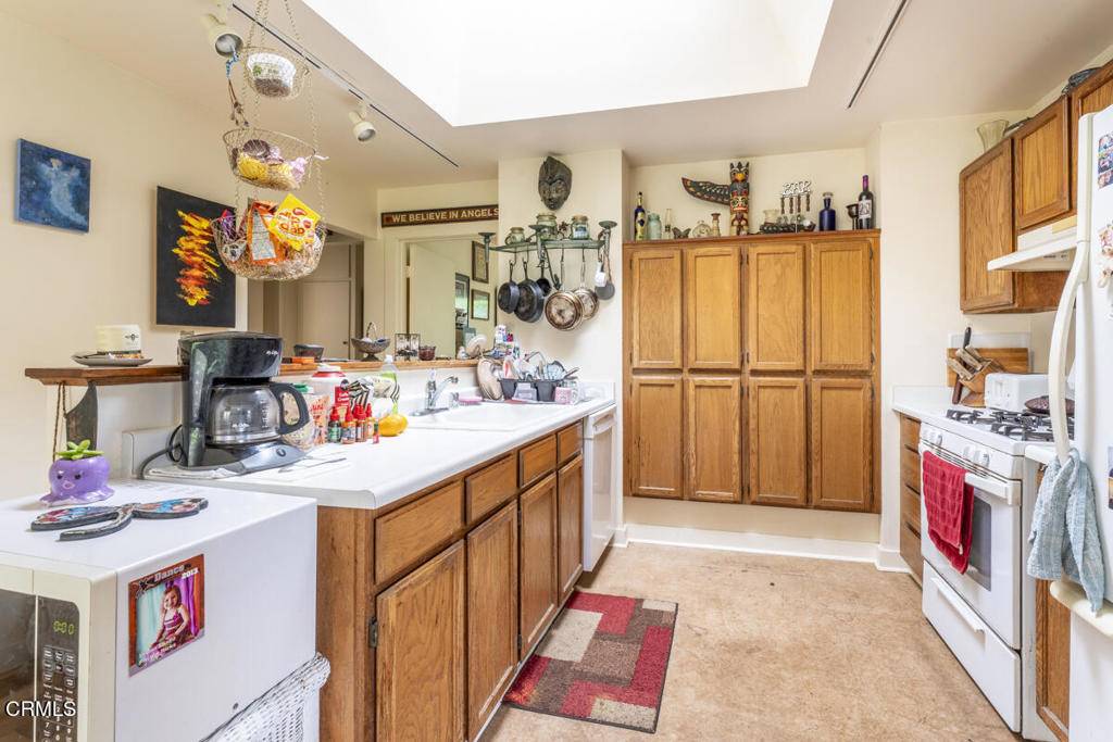 Fort Bragg, CA 95437,19171 S Harbor DR