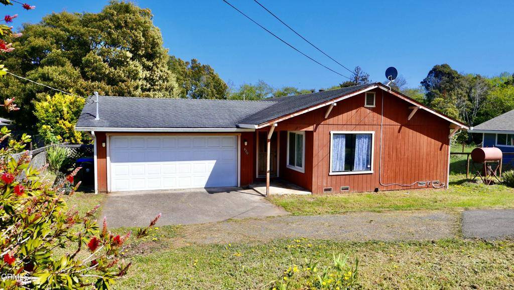 Fort Bragg, CA 95437,620 Dubois LN