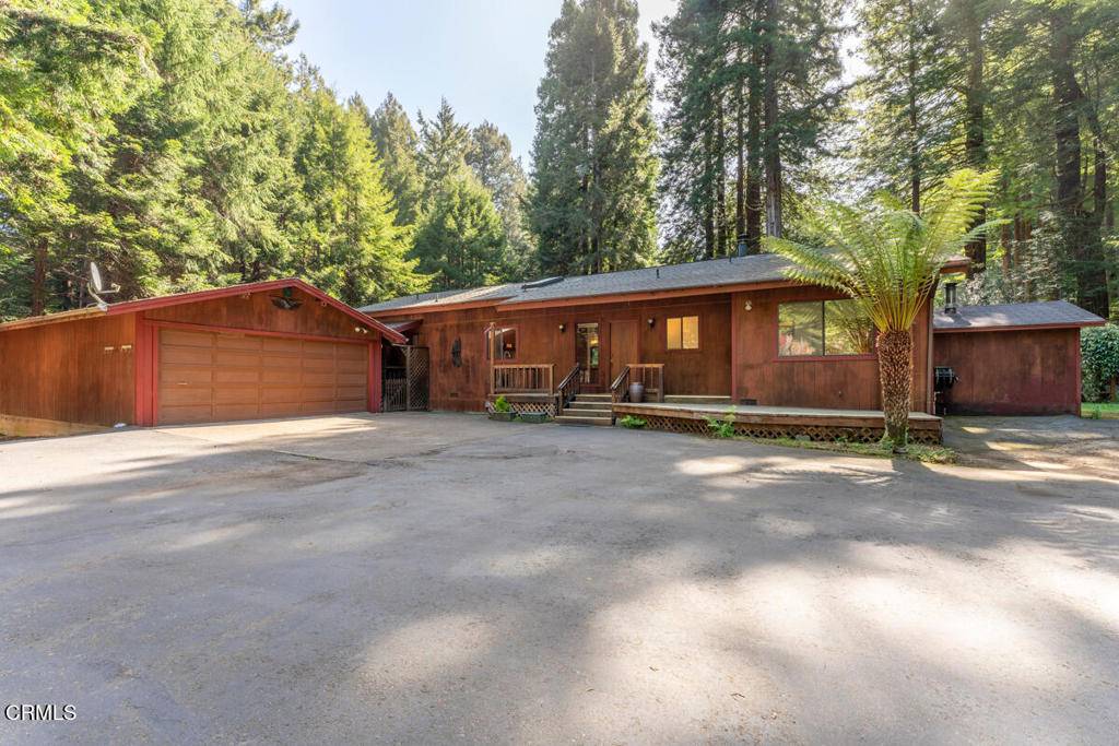 Mendocino, CA 95460,12141 Pinewood RD