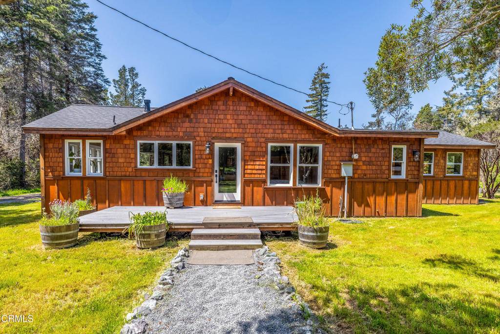Mendocino, CA 95460,41912 Powers RD