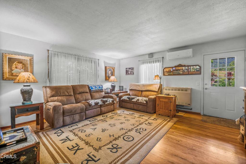 Willits, CA 95490,3901 Canyon RD