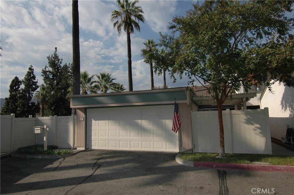 Azusa, CA 91702,803 E Laurel Oak DR