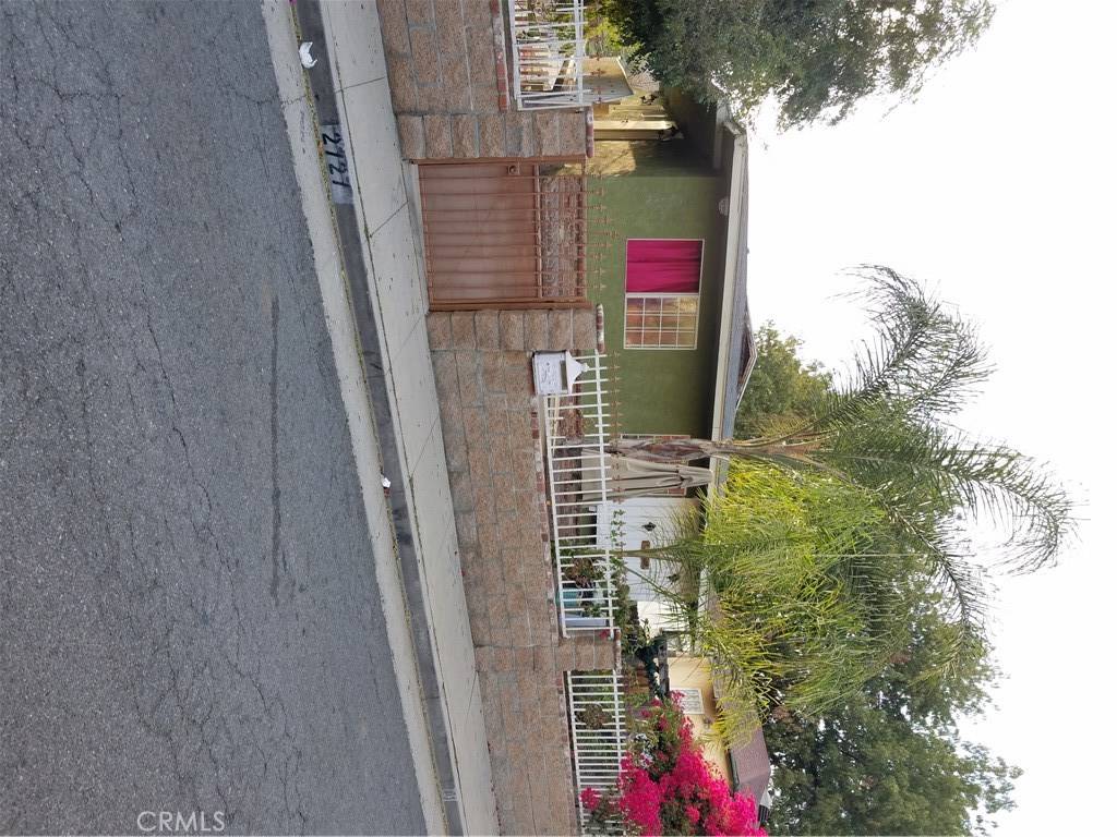 El Sereno, CA 90032,2727 Phelps