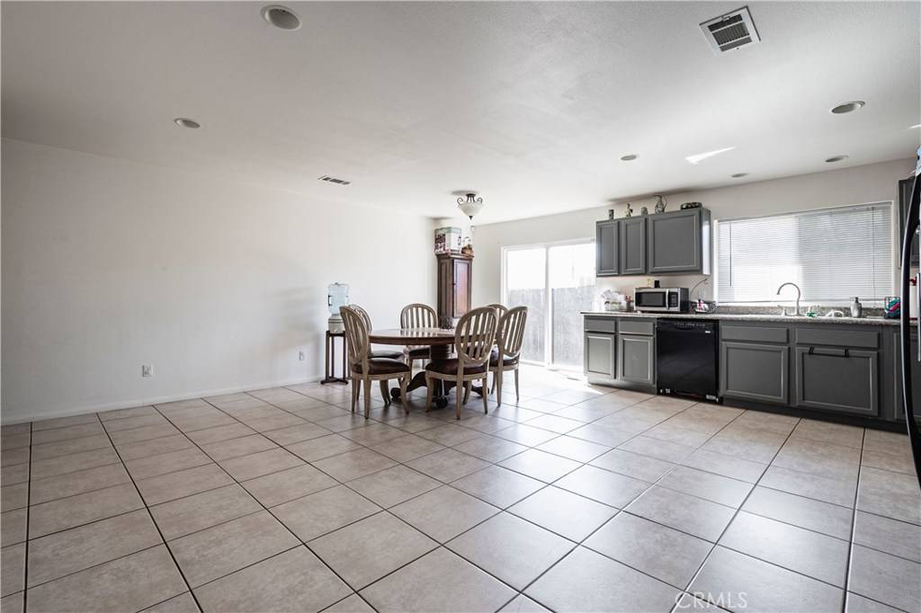 Banning, CA 92220,486 N Allen ST