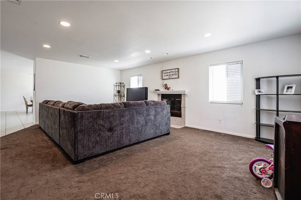 Banning, CA 92220,486 N Allen ST