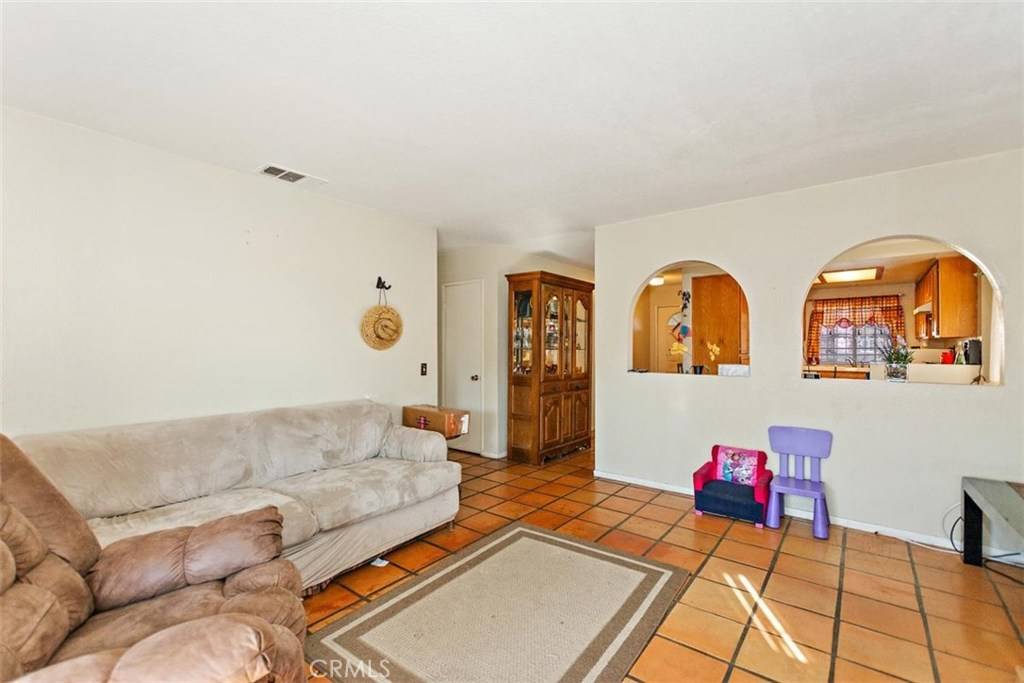 Perris, CA 92571,363 Flicker WAY
