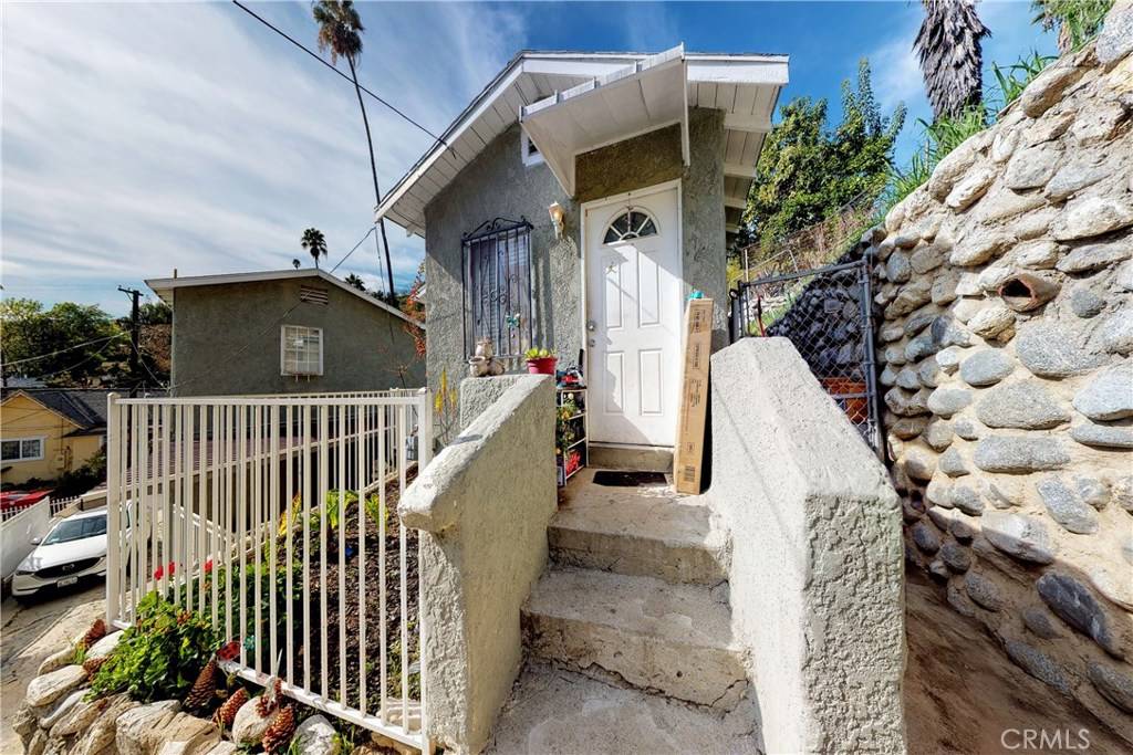 El Sereno, CA 90032,4371 Esmeralda ST