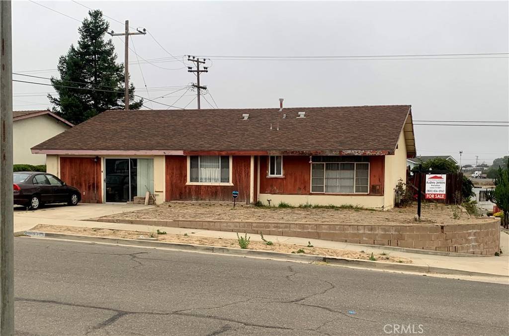 Lompoc, CA 93436,3495 Via Cortez