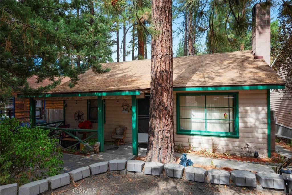 Wrightwood, CA 92397,1442 Helen ST