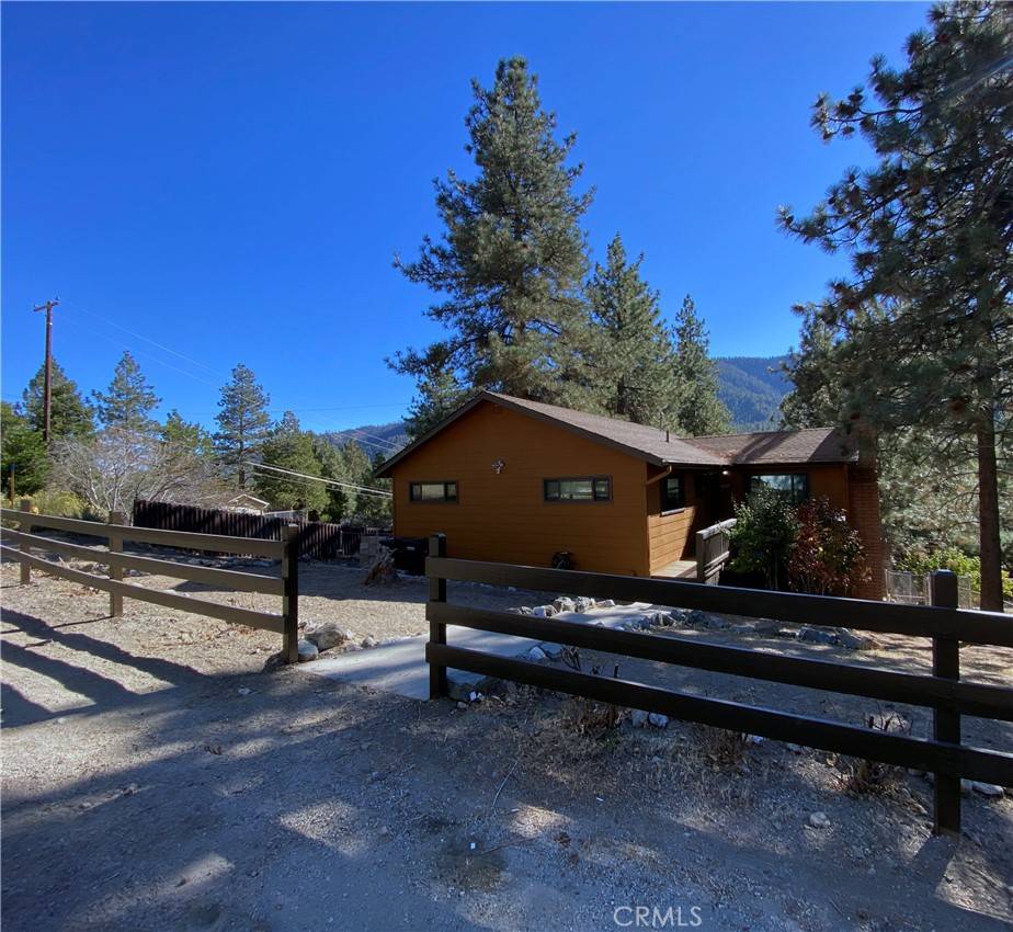 Wrightwood, CA 92397,1065 Yellowstone DR