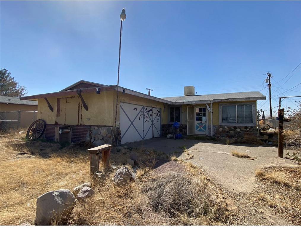 Yermo, CA 92398,35988 Hill View ST