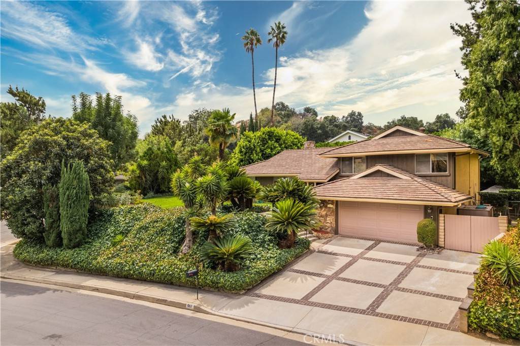 Glendora, CA 91740,667 Foxbrook DR