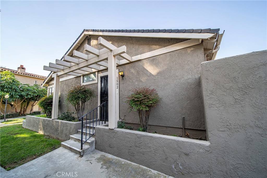 La Verne, CA 91750,1502 Briar PL