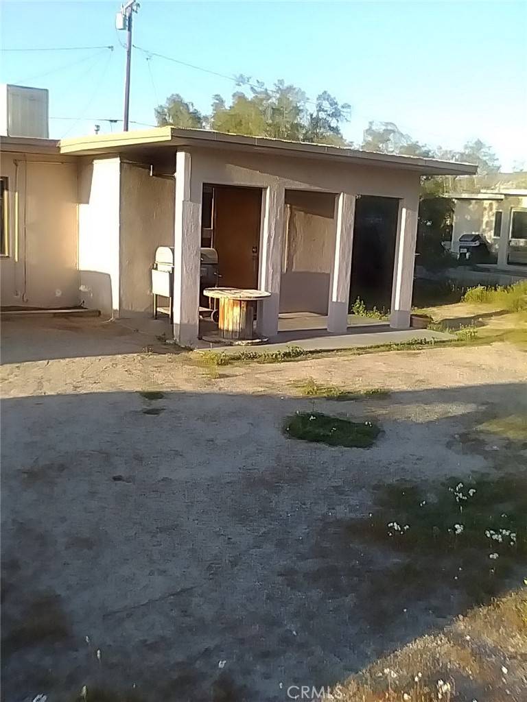 Trona, CA 93562,13841 Carson ST