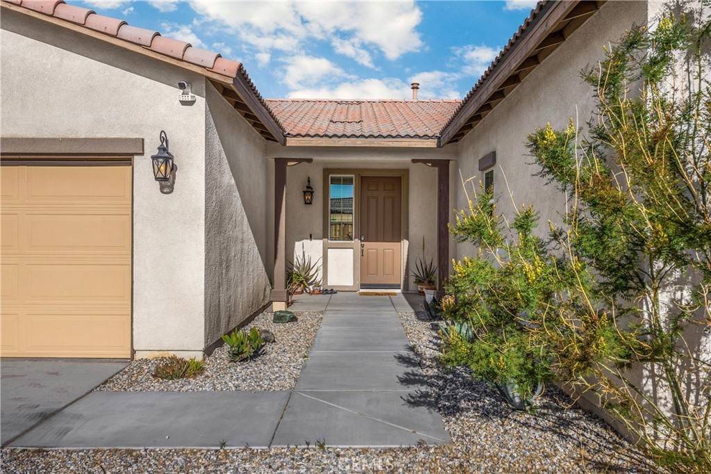 Adelanto, CA 92301,14298 Sun Valley ST