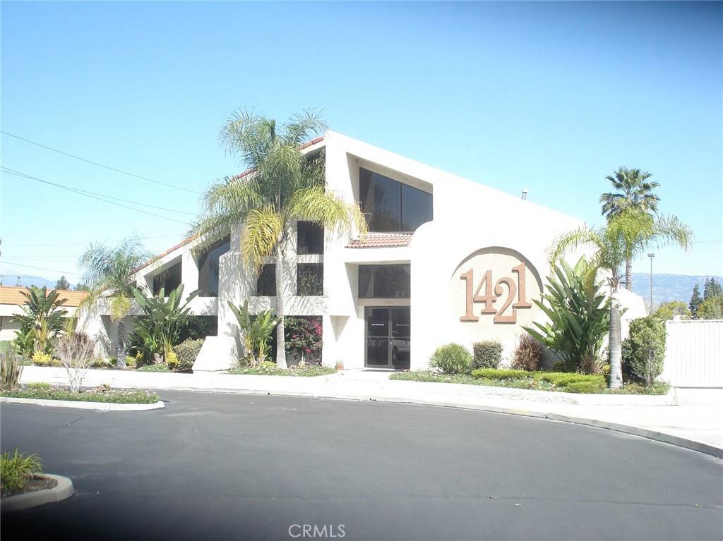 Colton, CA 92324,1421 E Cooley DR