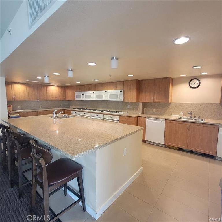 Los Angeles, CA 90012,267 S SAN PEDRO #224