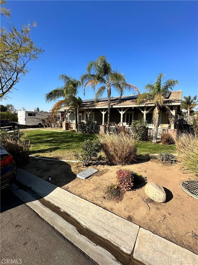 Norco, CA 92860,697 Walking Horse Ranch DR