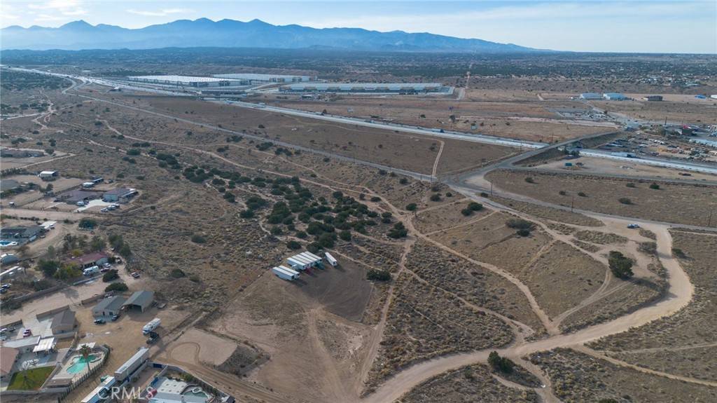 Oak Hills, CA 92344,0 Mariposa