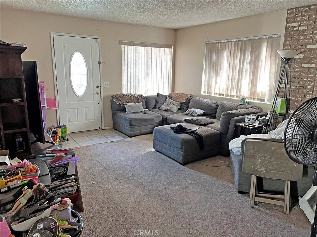 Cabazon, CA 92230,14725 Cabazon ST