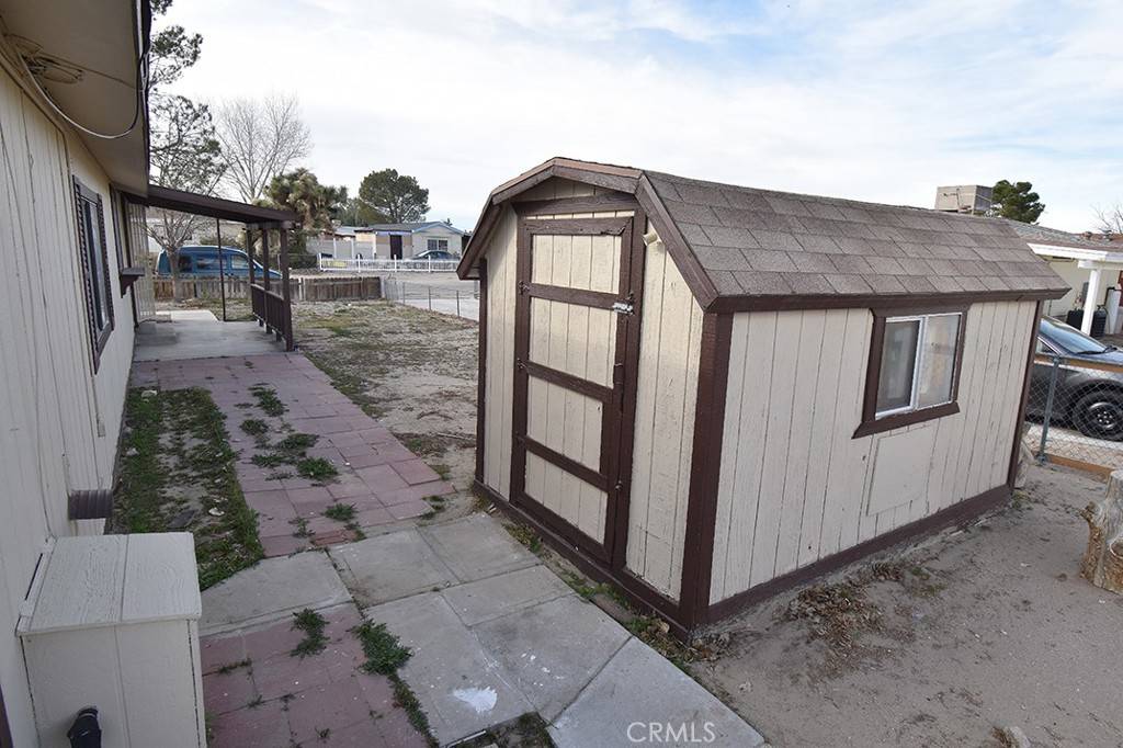 Adelanto, CA 92301,19023 Dennis ST