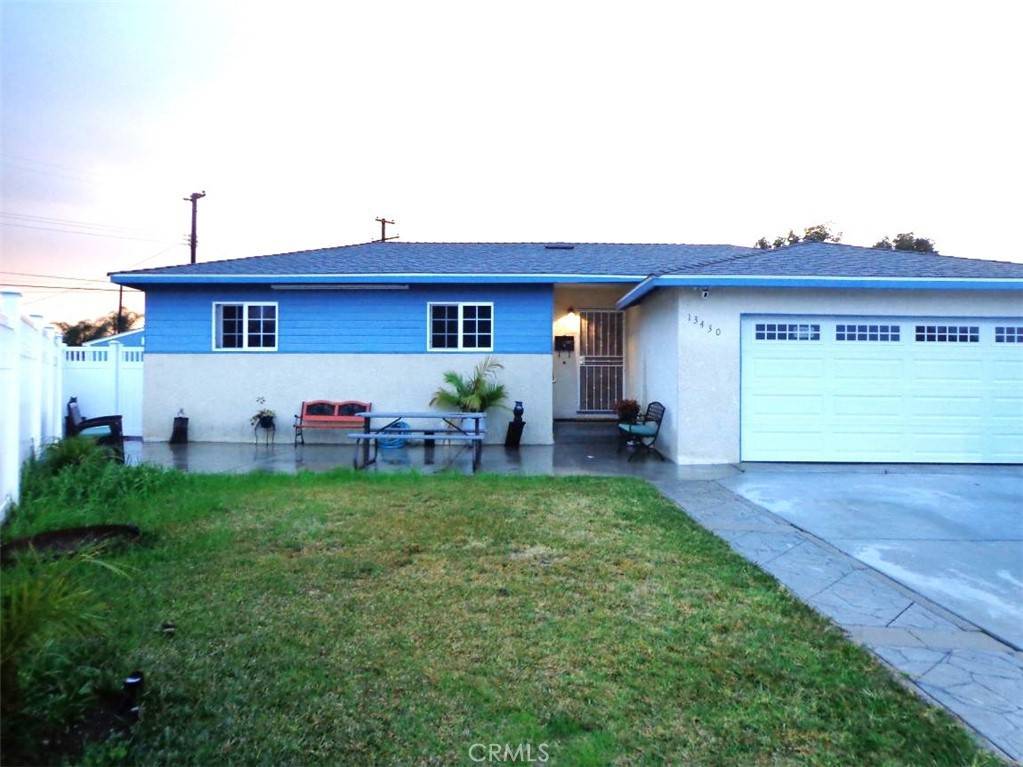 La Puente, CA 91746,13430 Hutchcroft ST