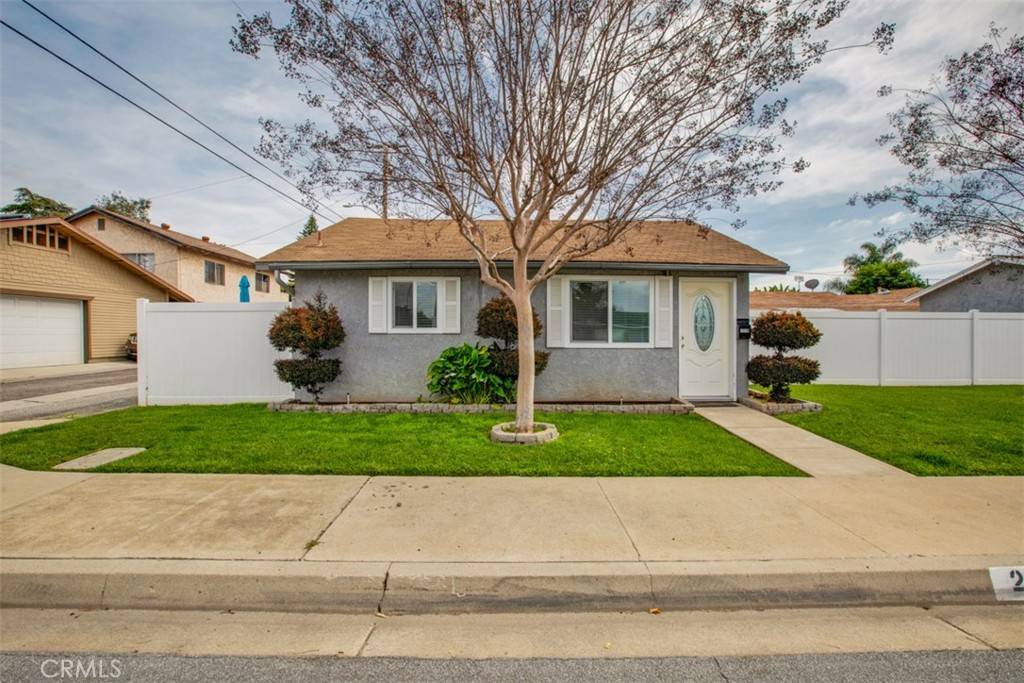 La Verne, CA 91750,2210 A ST